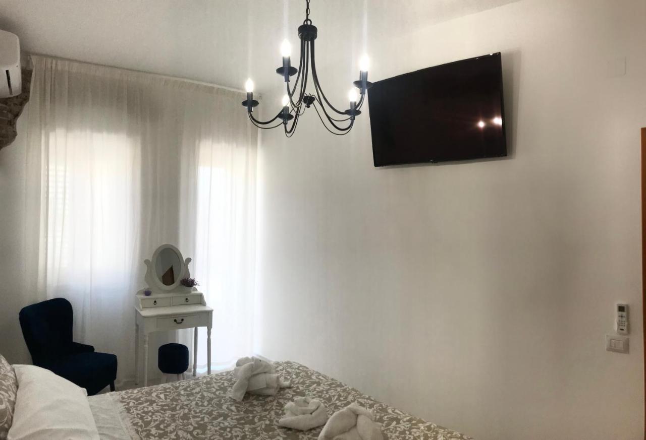 Vecchia Paradiso - A Un Passo Dal Mare Messina Bagian luar foto